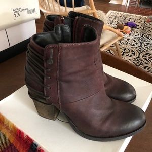 Steve Madden raglin Wine leather booties
